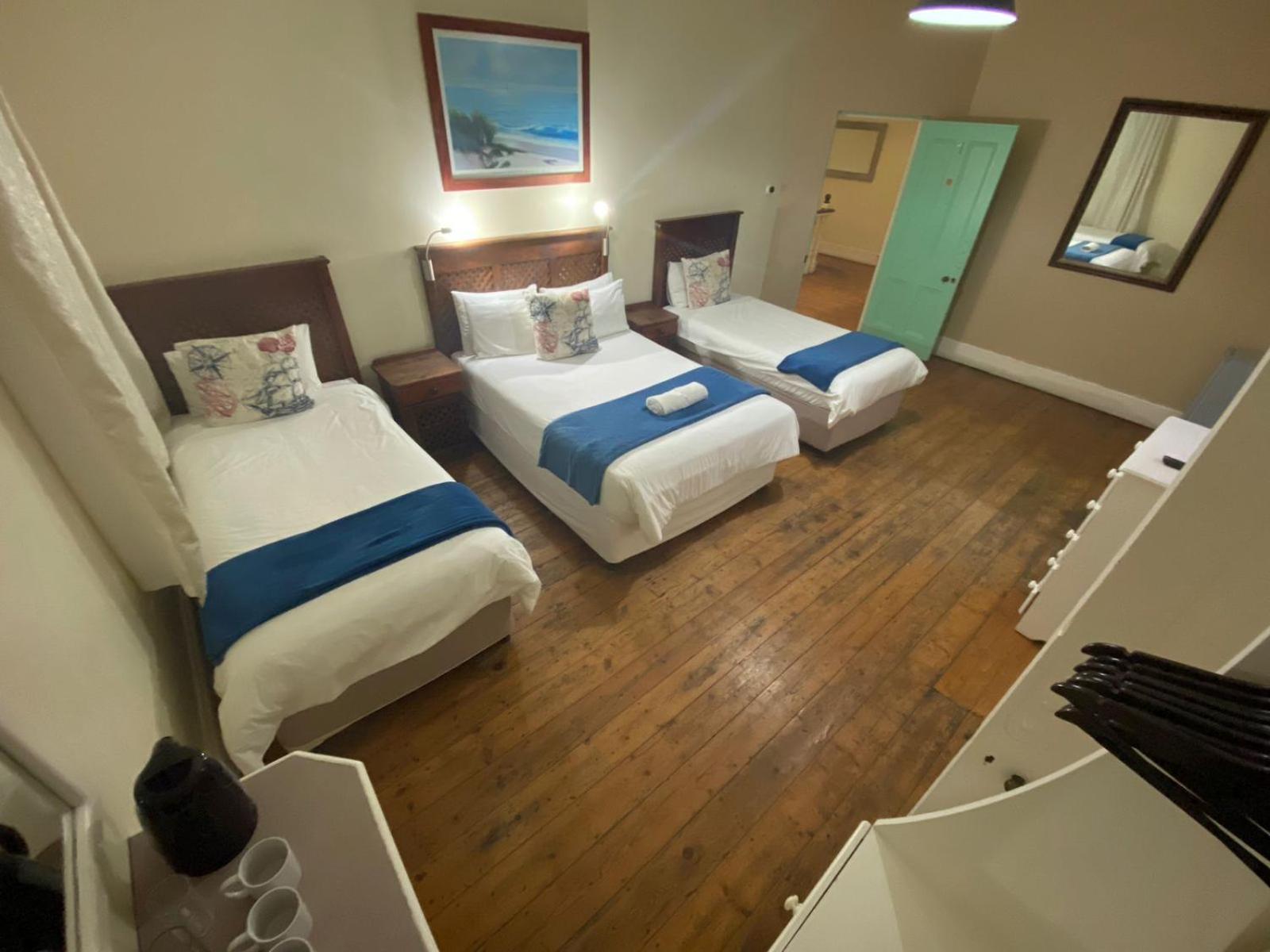 Green Door Guesthouse موسيلباي الغرفة الصورة